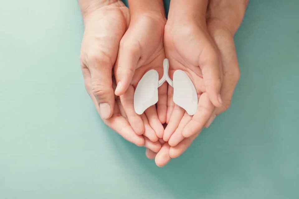 Quit smoking to avoid cancer LaserOstop quit smoking Lithuania